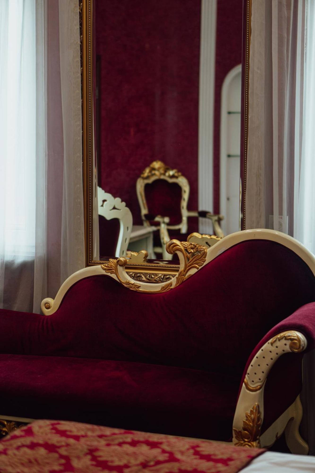 De Paris Hotel Киев Екстериор снимка