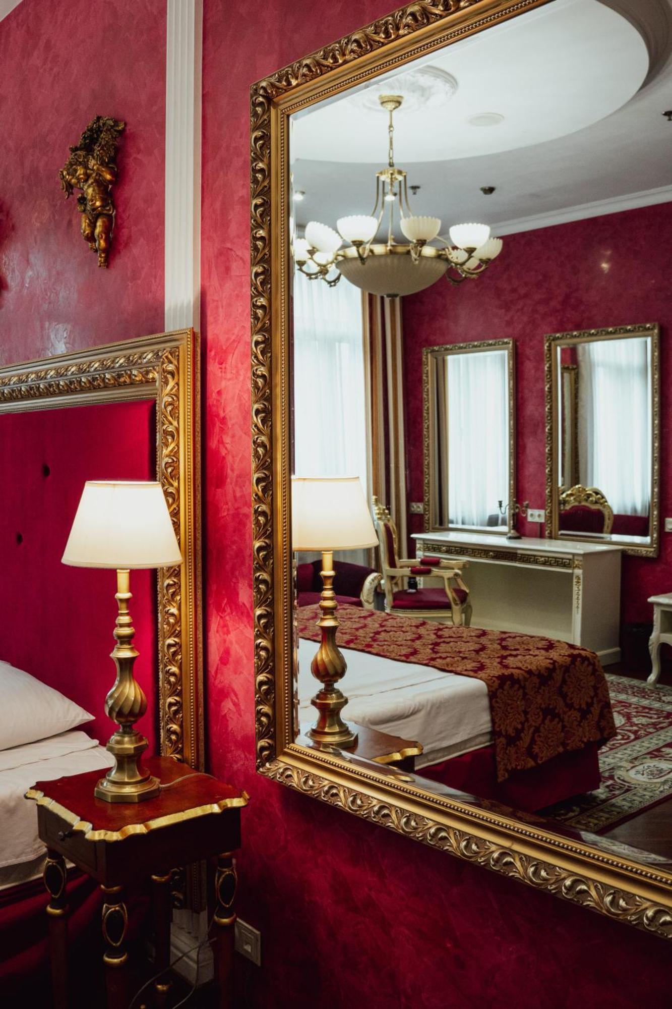 De Paris Hotel Киев Екстериор снимка