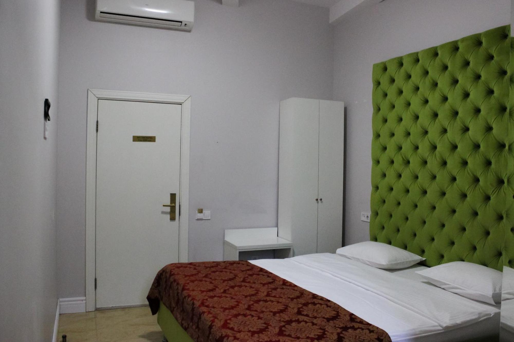 De Paris Hotel Киев Екстериор снимка
