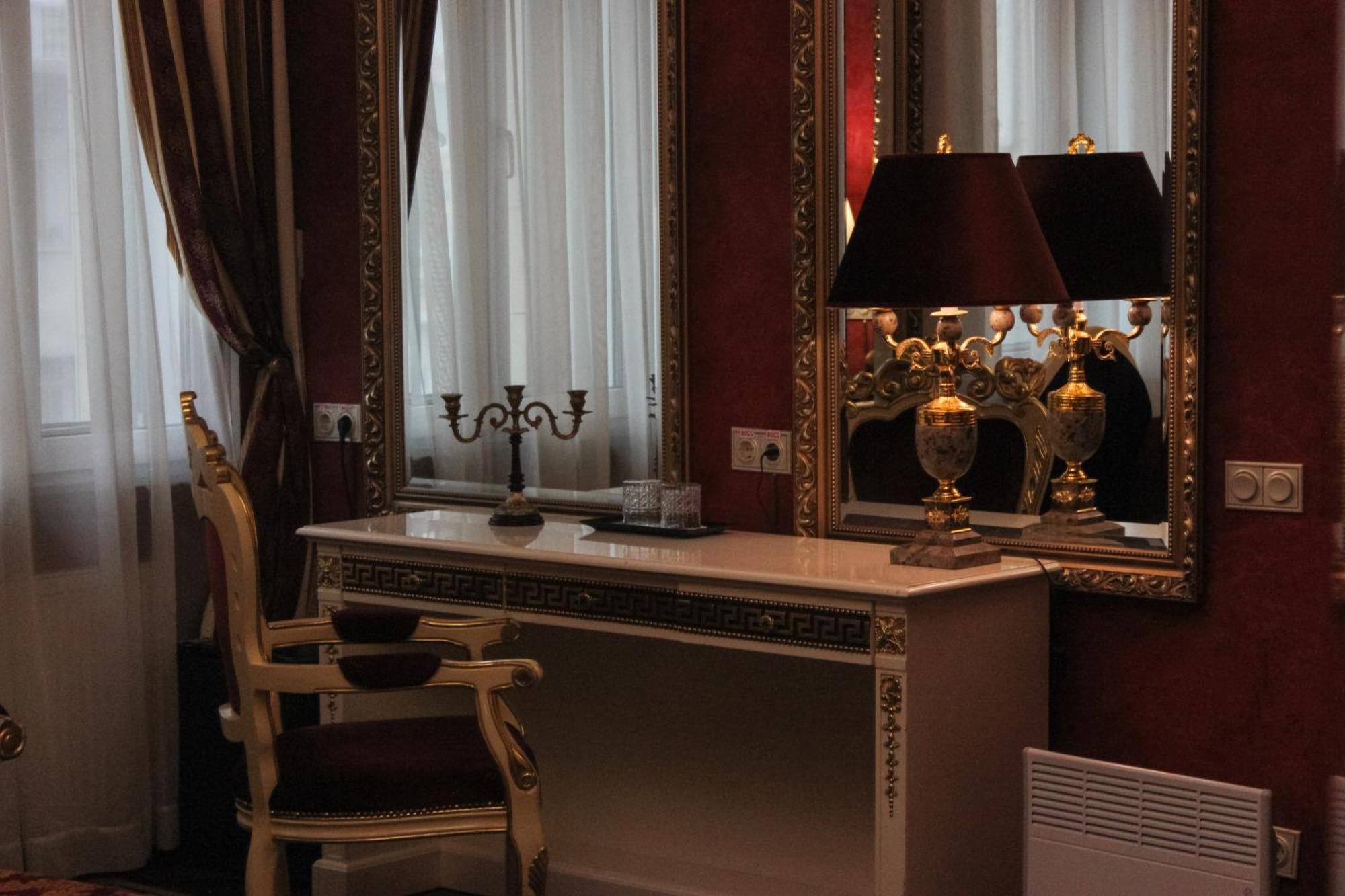 De Paris Hotel Киев Екстериор снимка