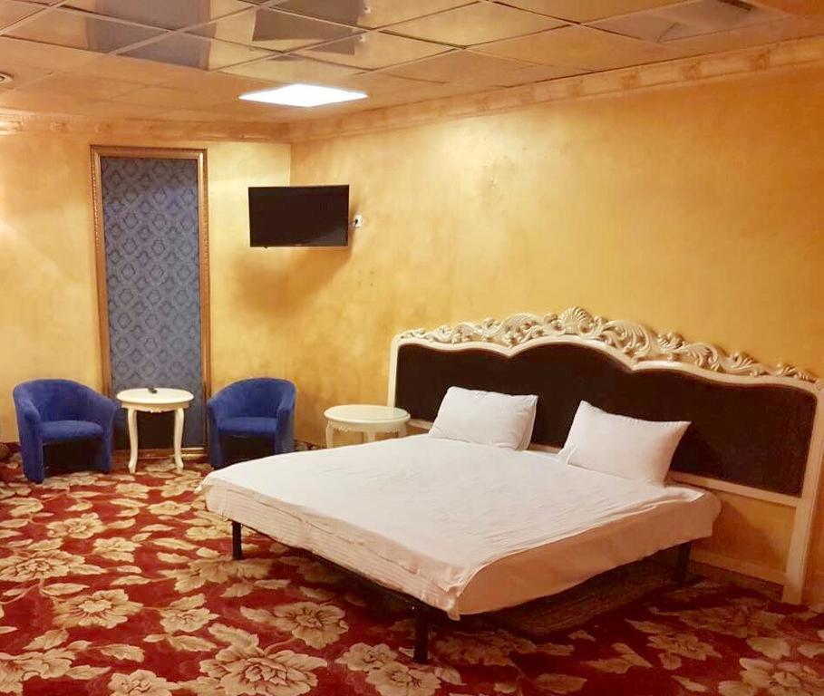 De Paris Hotel Киев Екстериор снимка